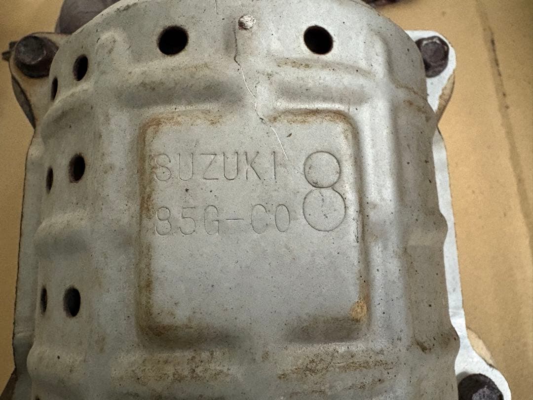スズキ純正 エキマニ3個セット85G-C08 触媒 キャタライザー 素材として