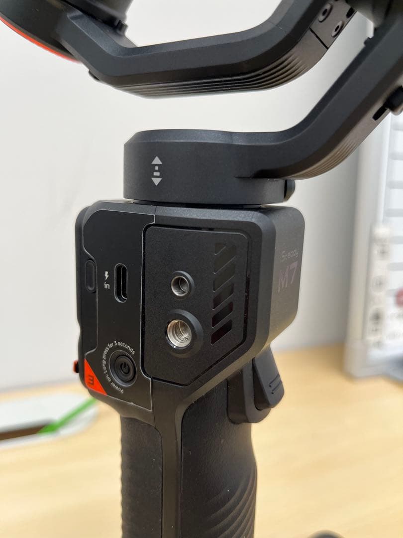 Hohem iSteady M7 スマートフォン用ジンバル