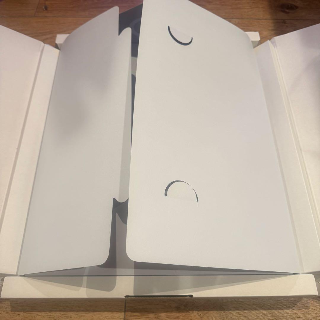 (大サイズ） Designed by Apple in California