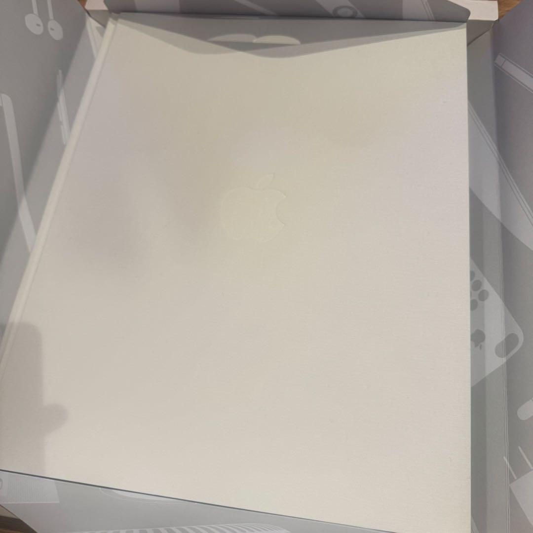 (大サイズ） Designed by Apple in California