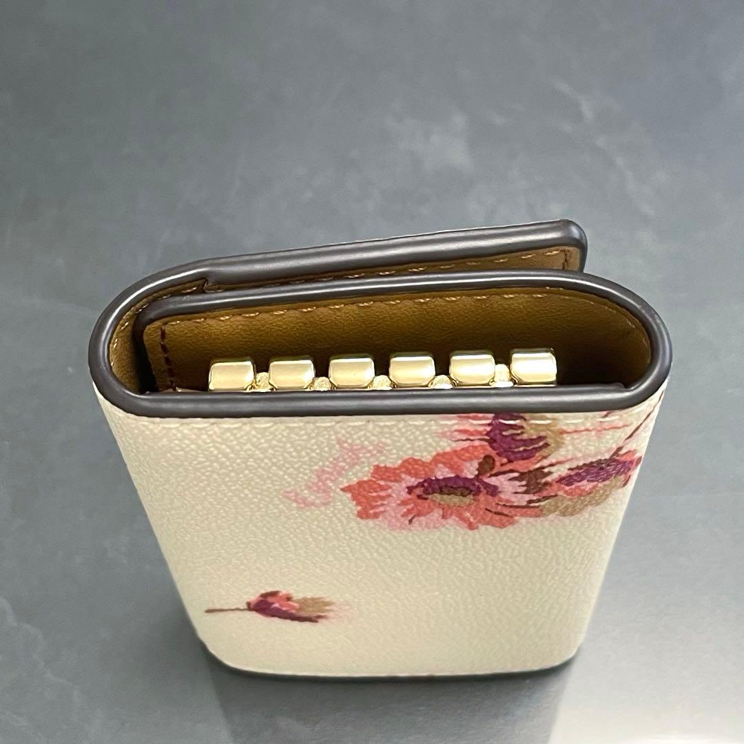 COACH/コーチ/花柄/PVCレザー/キーケース/未使用品
