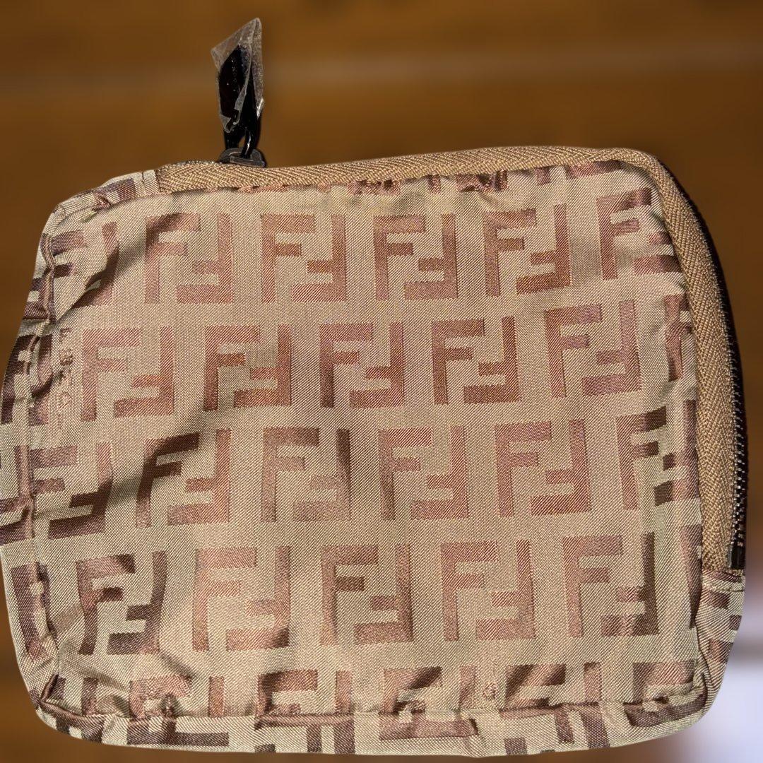 Fendi バケットハット ナイロン製