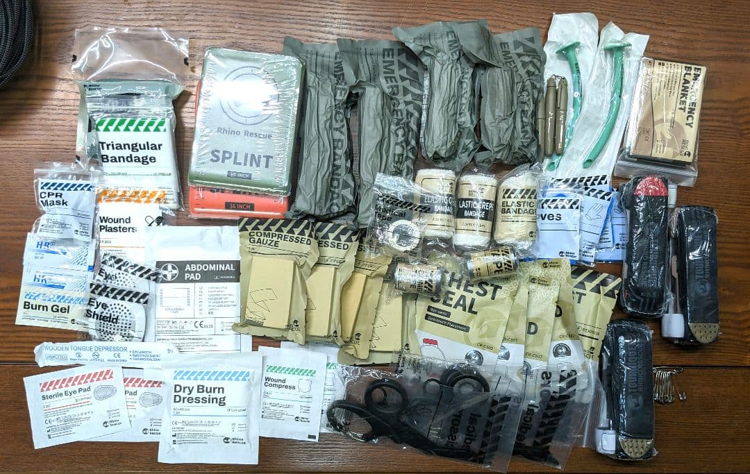 25,000円→19.000円 IFAK 医療器具 セット