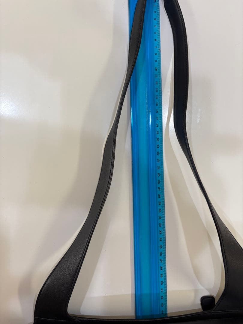 ロエベ レザーショルダーバッグ ブラック　難ありLOEWE