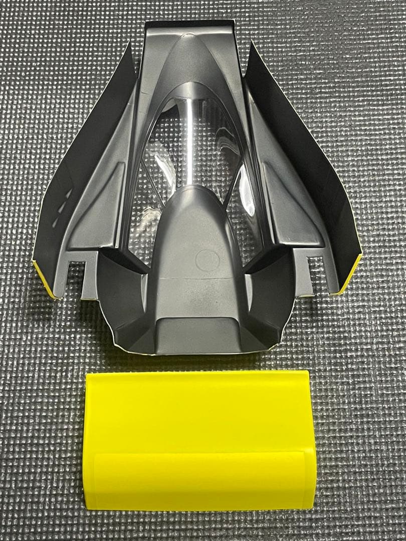 ヨコモ ドックファイター用塗装済ボディ