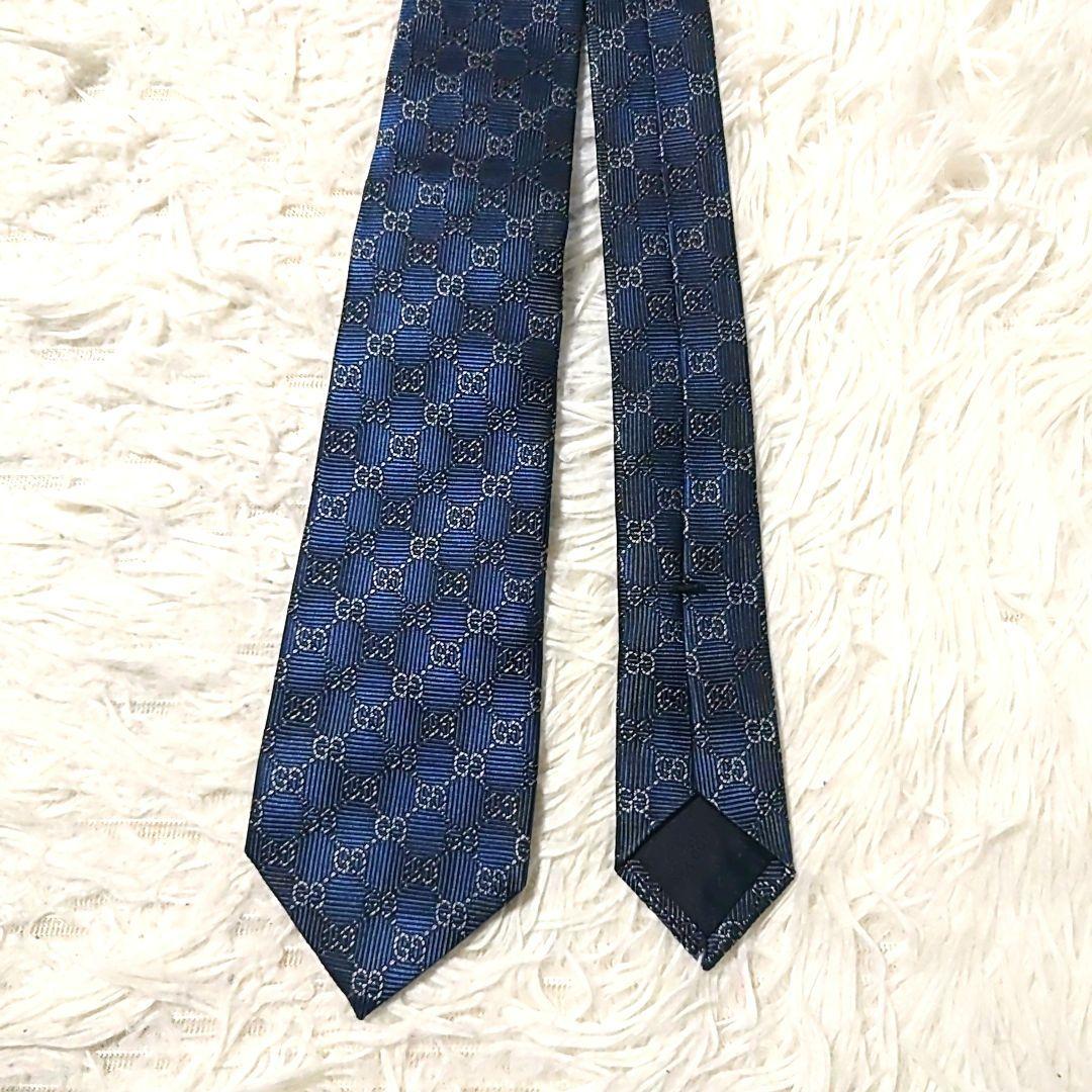 美品 希少 細身 ✨️ GUCCI ネクタイ GG柄✕幾何学模様 ネイビー