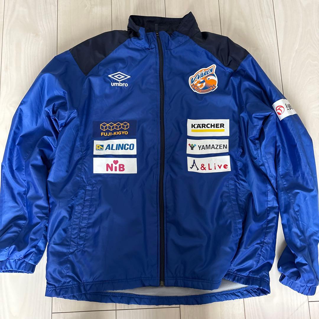 Vファーレン長崎　ピステ・ウィンドブレーカー 青