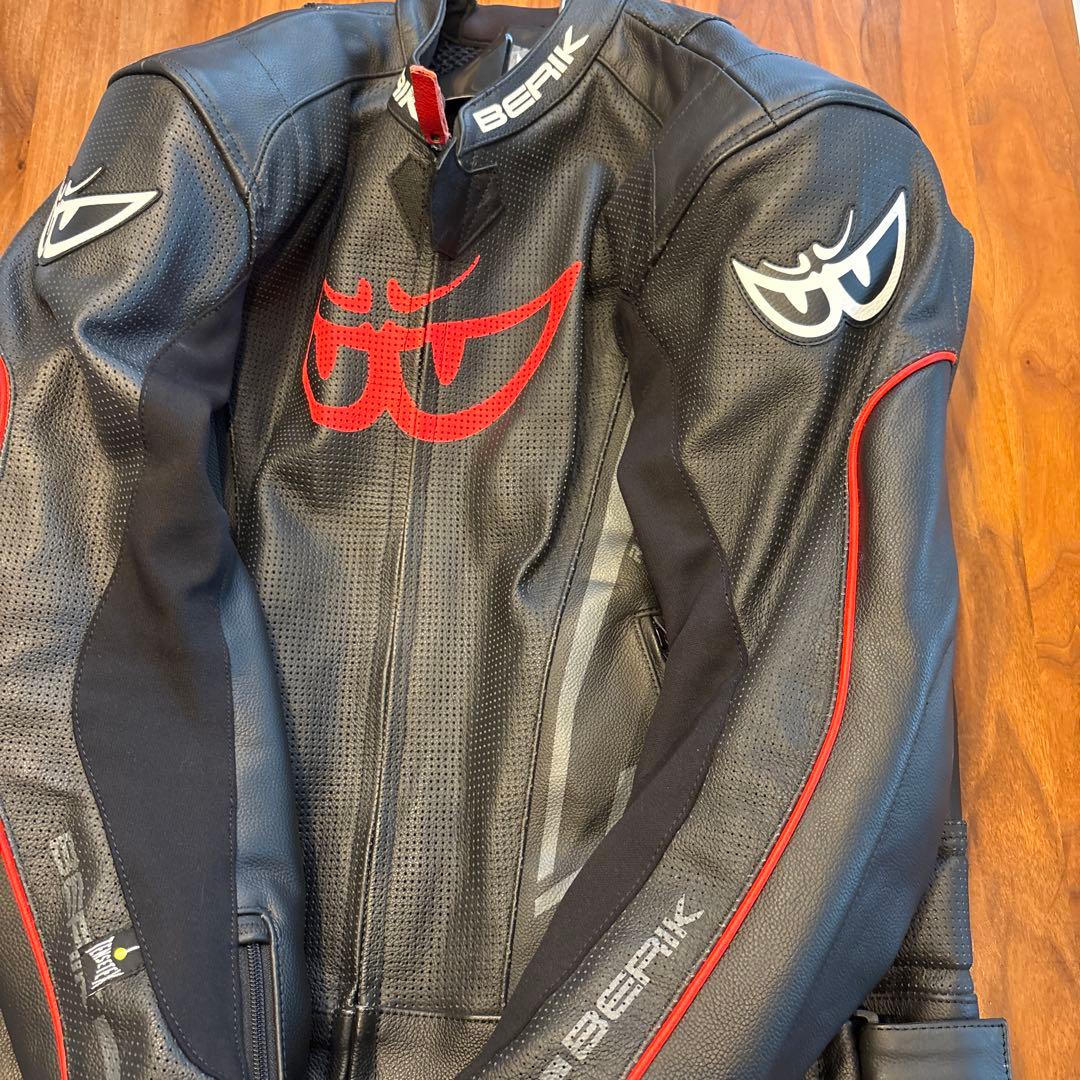 BERIK ベリック レザージャケット 高級牛革　56