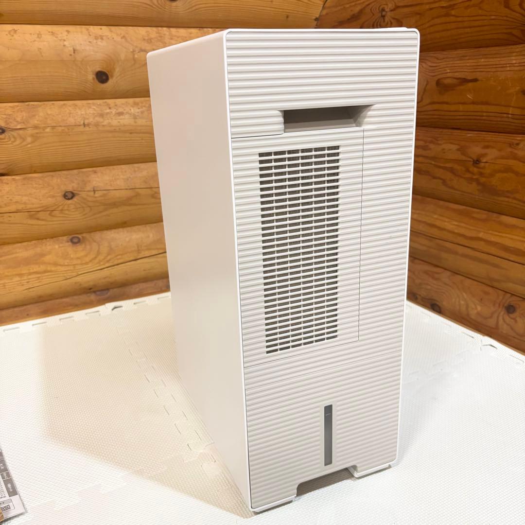 【美品】Panasonic パナソニック F-YEX120B-W 衣類乾燥除湿機