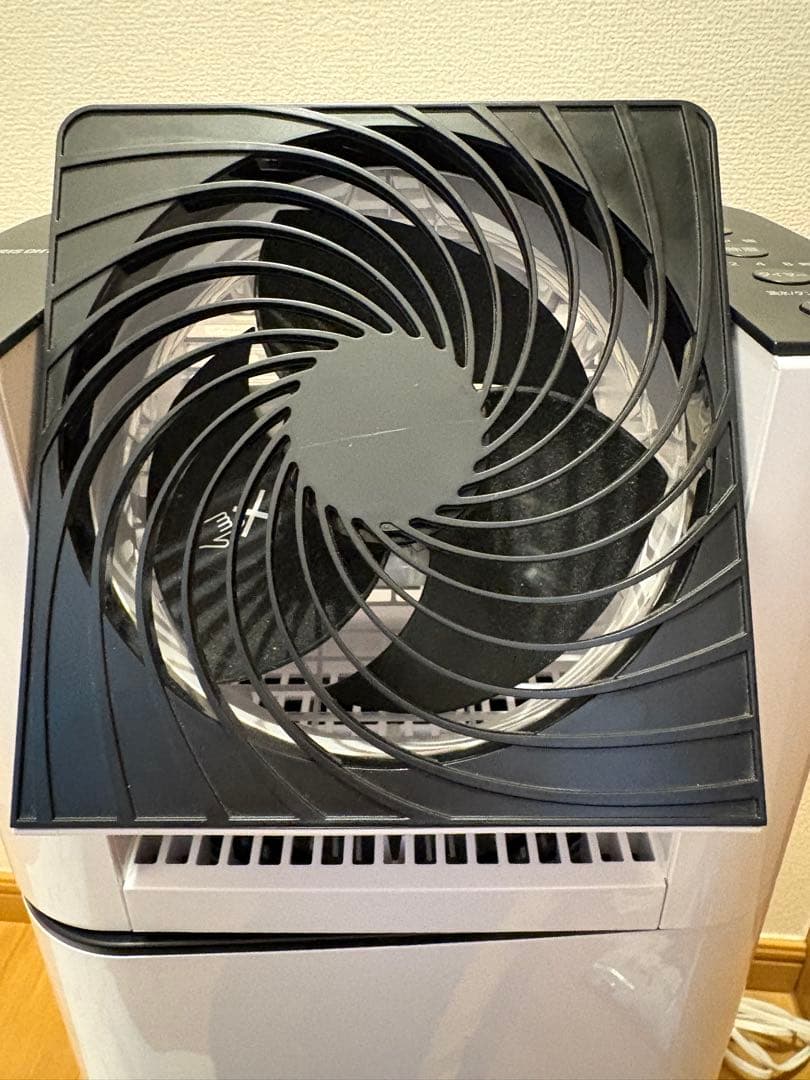 アイリスオーヤマ　サーキュレーター衣類乾燥除湿機【美品、状態良好】