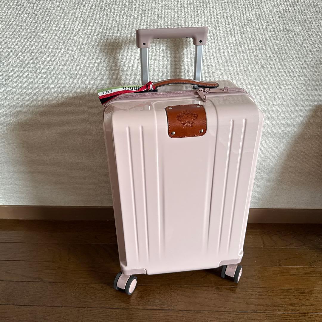 オロビアンコ　薄ピンク キャリーケース34L レザーラベル付き
