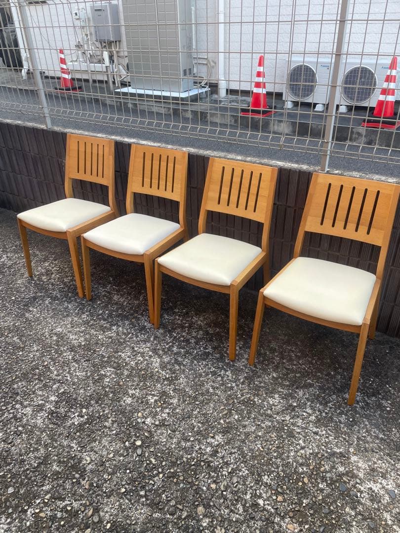 【引取限定】大塚家具　シネマ　木製ダイニングチェア 4脚セット　椅子　葛飾区