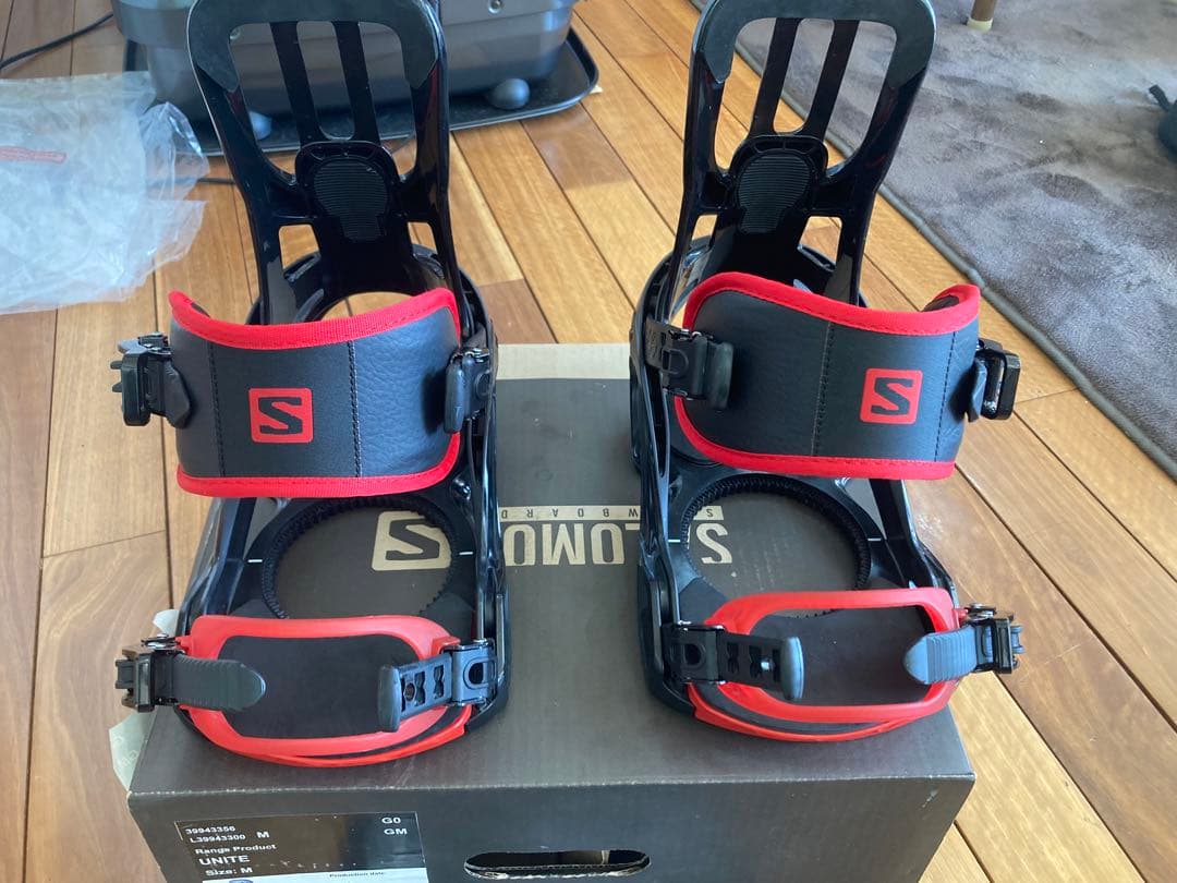 【超美品】スノーボードビィンディング　SALOMON サロモン サイズM