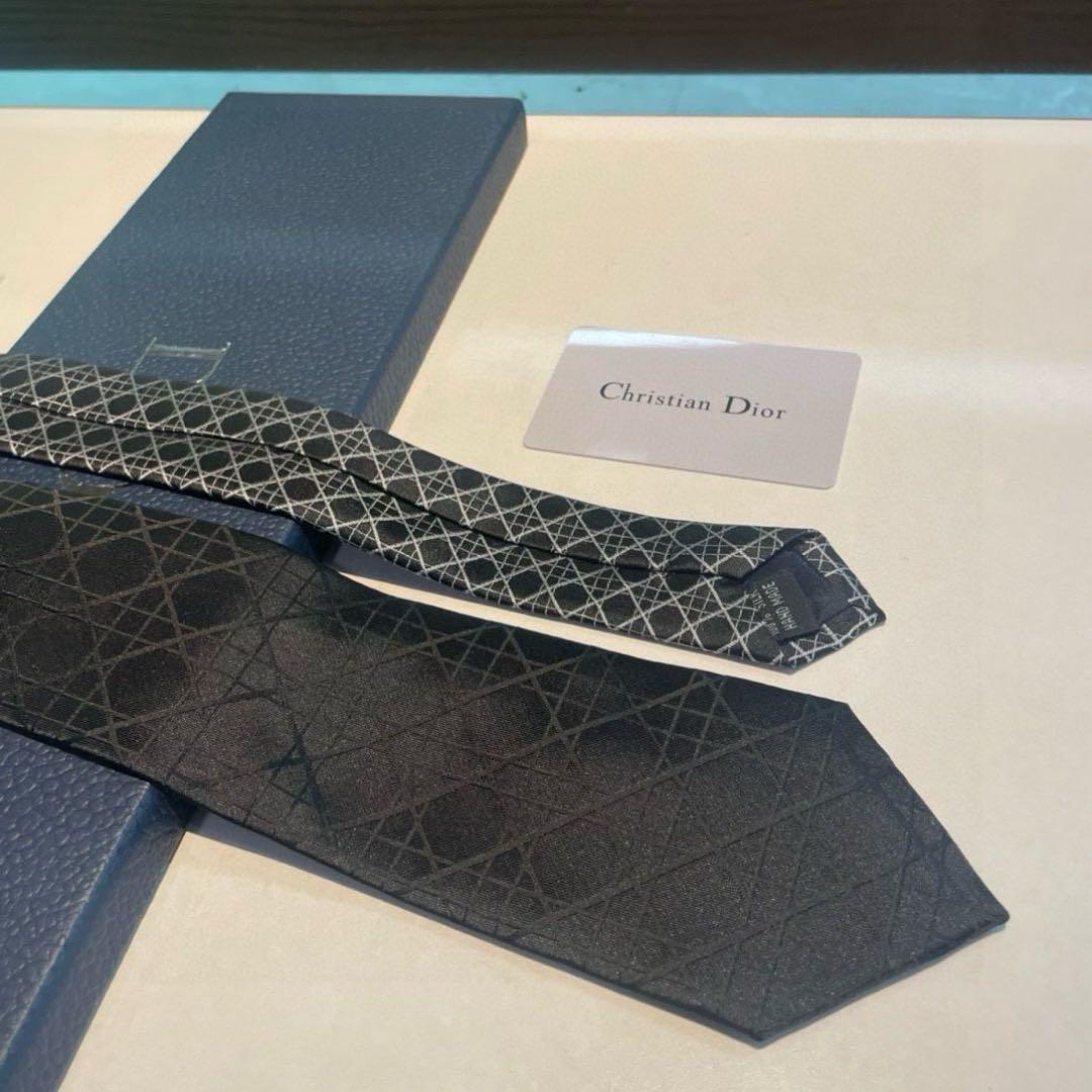 Christian Dior 総柄シルクネクタイ