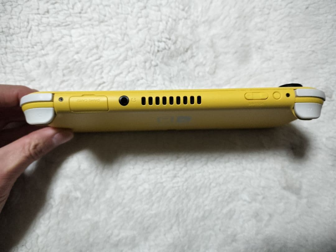 動作品Nintendo Switch Lite イエロー本体肉球スティックカバー