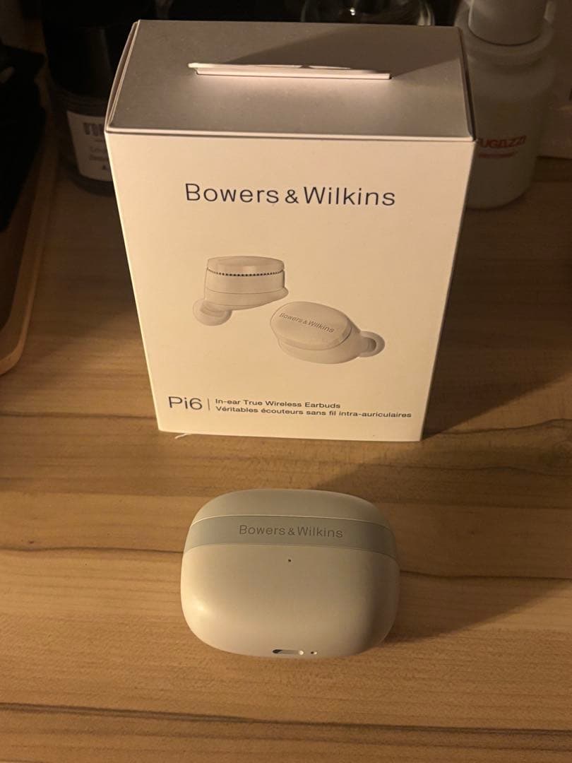 Bowers & Wilkins Pi6 ワイヤレスイヤホン　クラウドグレー