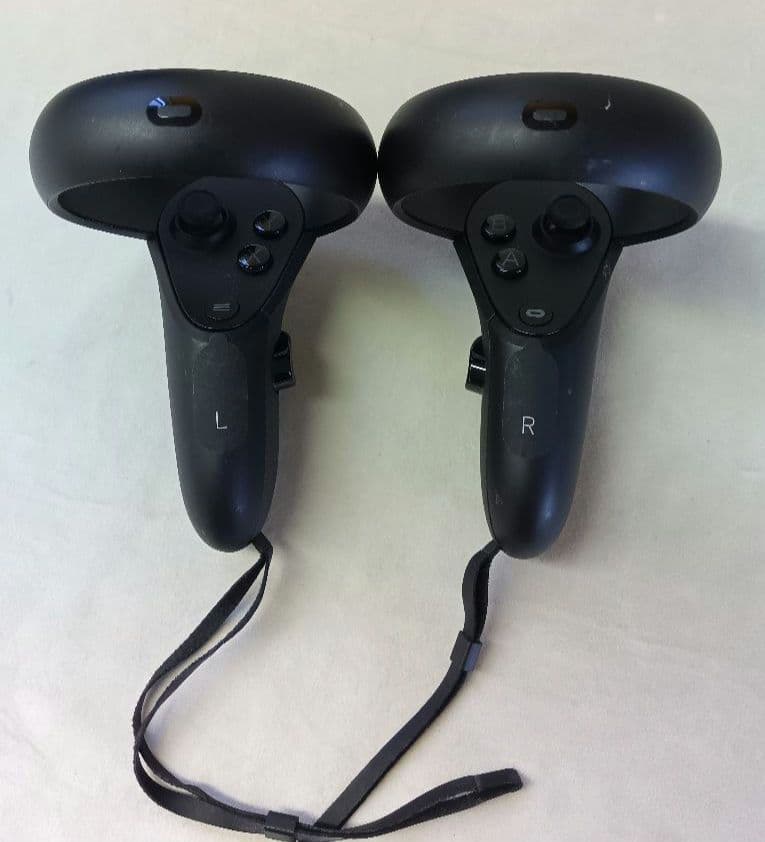  Quest　左右コントローラー　64GB　初代　VR　通電のみ確認