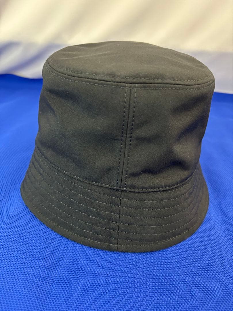 最終値下げ。Moncler ブラック バケットハット　サイズS 男女兼用