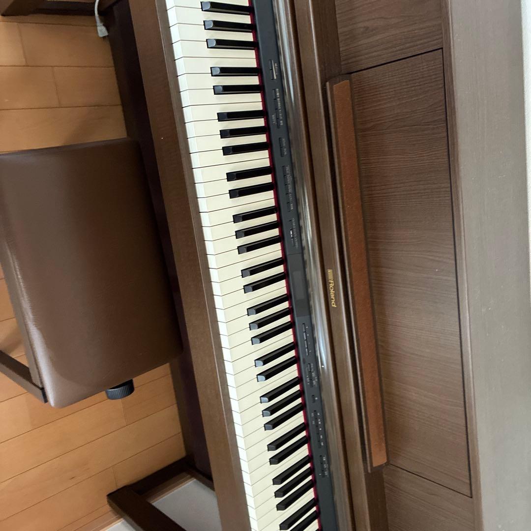 電子ピアノ　RolandLX-7