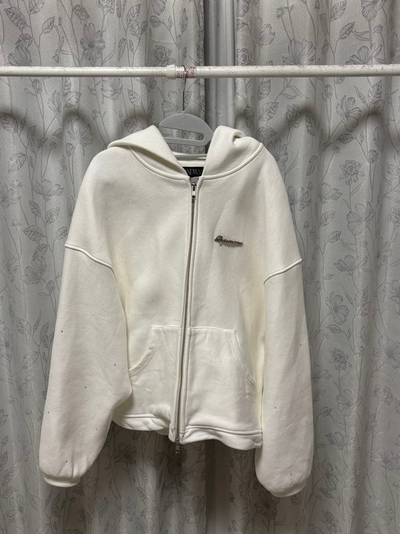 andwang kirakira zip upパーカー