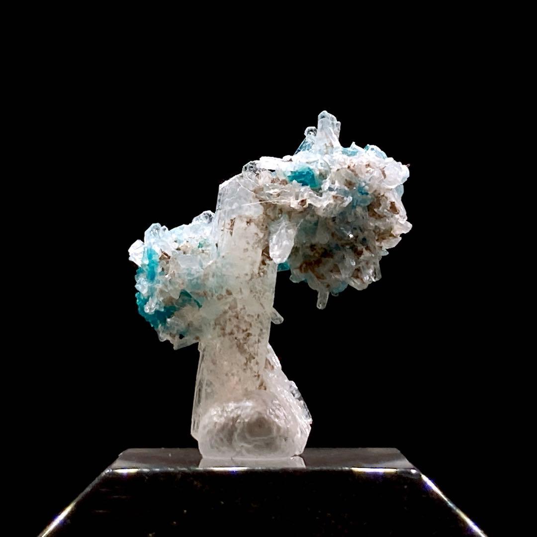 ヨ*ウ様 カバンサイト　スティルバイト　原石　鉱物標本　天然石　357