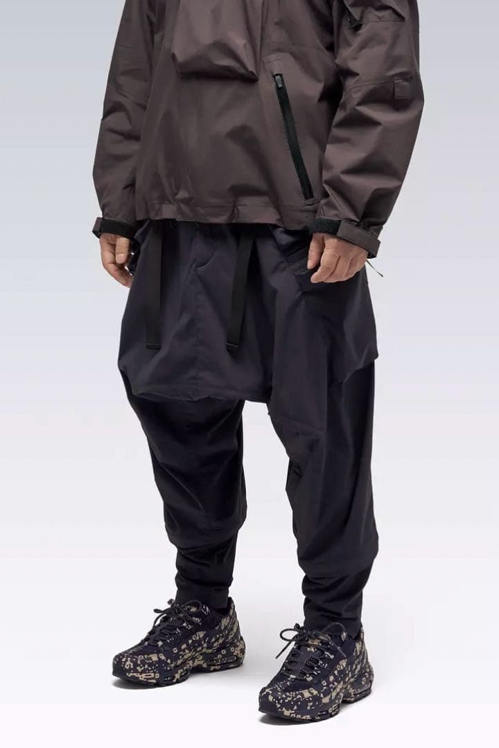 美品ACRONYM P30A-E ブラック M サルエルパンツ