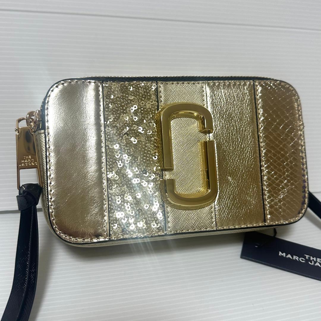 新品◆マークジェイコブス スナップショットショルダーバッグ ストライプゴールド