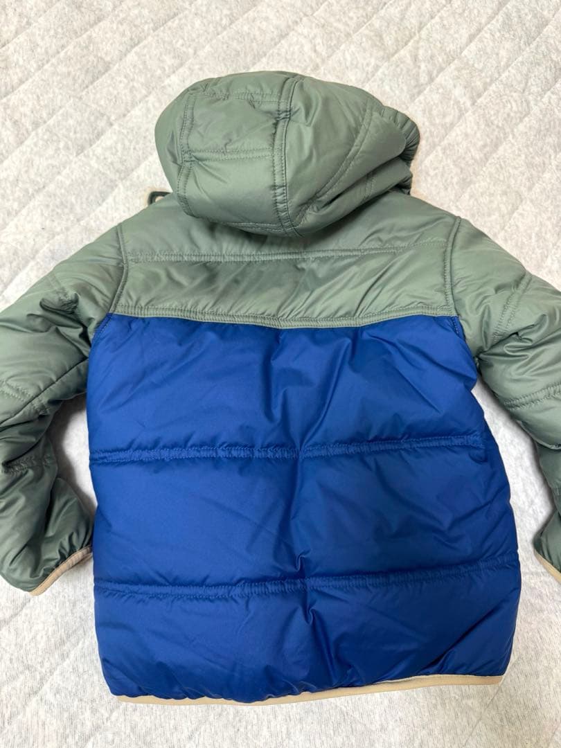 ☆新品未使用☆ patagonia リバーシブルジャケット 5T