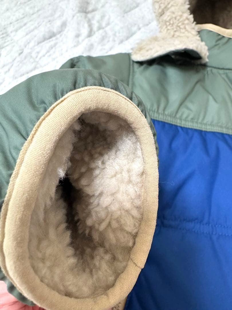 ☆新品未使用☆ patagonia リバーシブルジャケット 5T