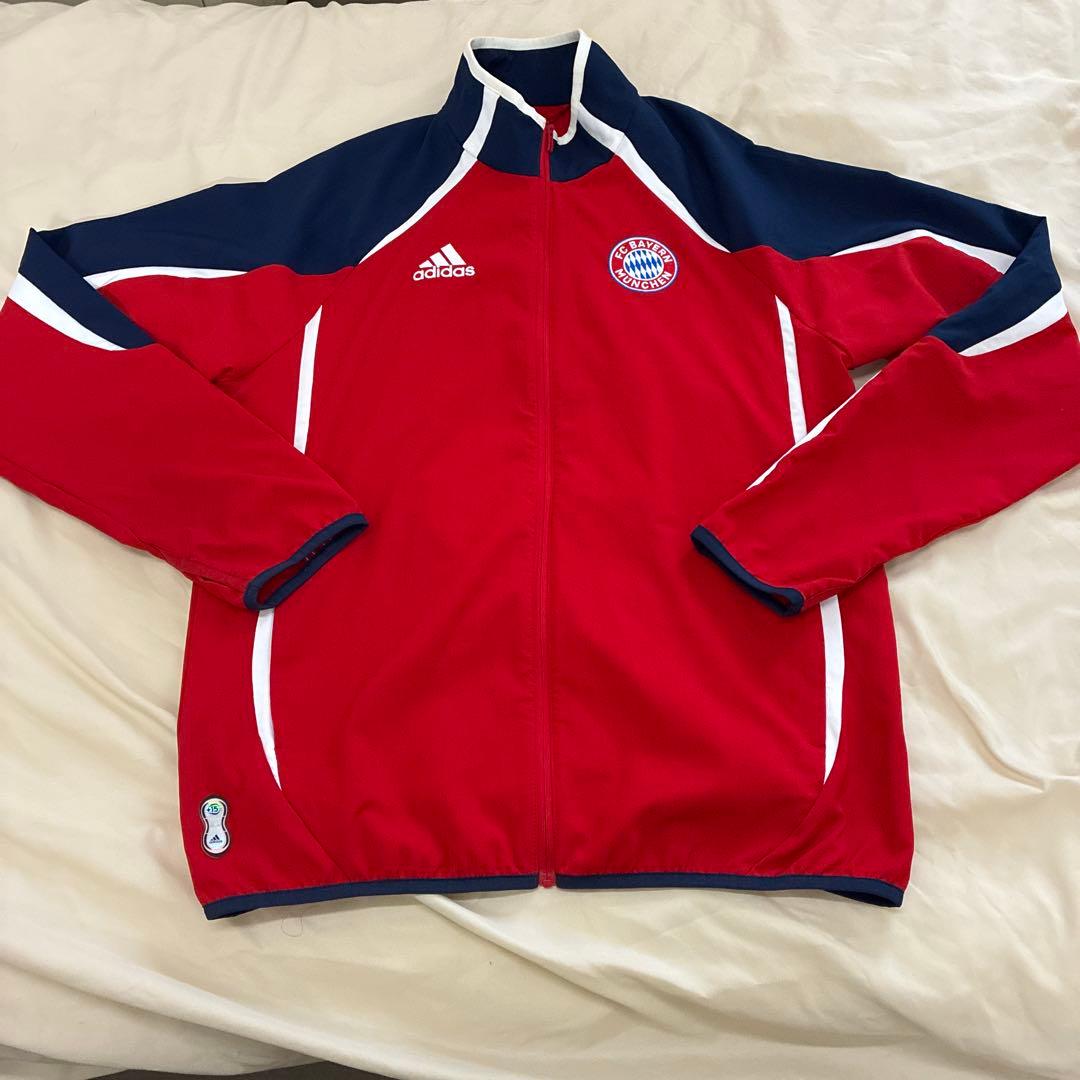 FC Bayern Munchen トレーニングウェア　上下セットアップ