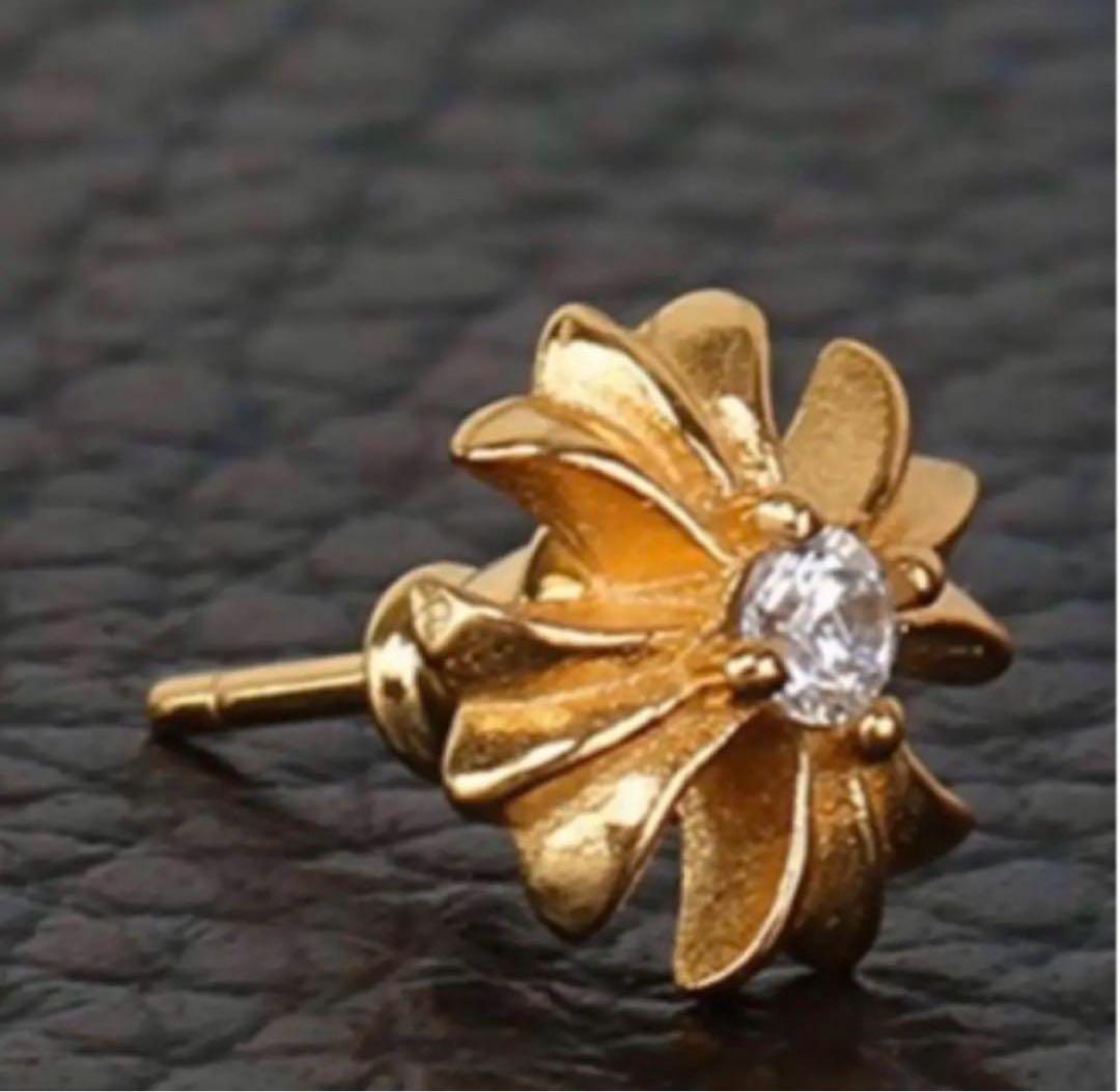 22k スタッドピアス　chプラス　ワンダイヤ　ゴールド メンズ　片耳 クロス