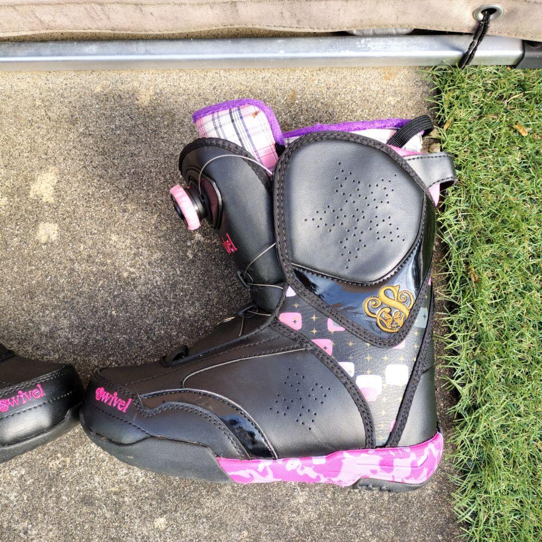 千*冬様 swivel スノーボードとブーツセット