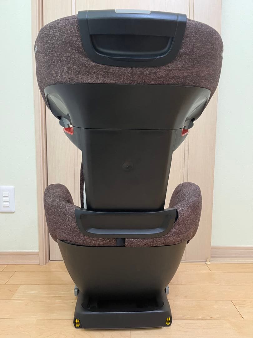 MAXI-COSI ジュニアシート ダークブラウン