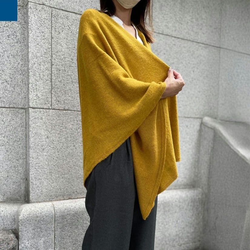 【試着のみ】mino \"五泉ニット tate 羽織るポンチョ なめらかアルパカ