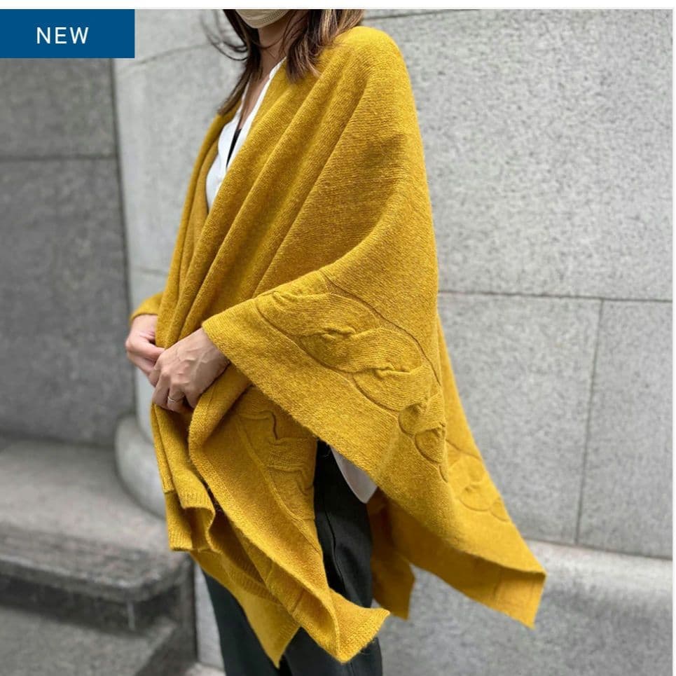 【試着のみ】mino \"五泉ニット tate 羽織るポンチョ なめらかアルパカ