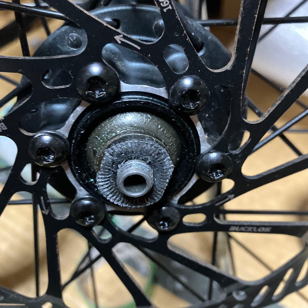 700c ディスクホイール　クイックリリース　 ホイールとタイヤのみです。