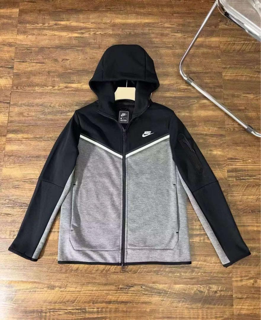 NIKE Tech Fleece セットアップ ブラック × グレーb