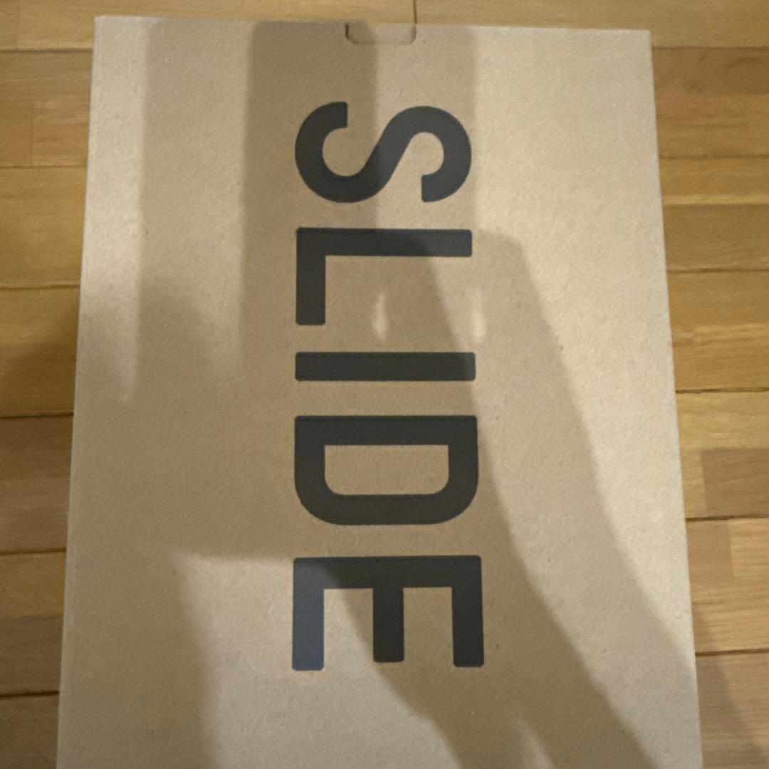 adidas YEEZY Slide \"Bone\" ボーン