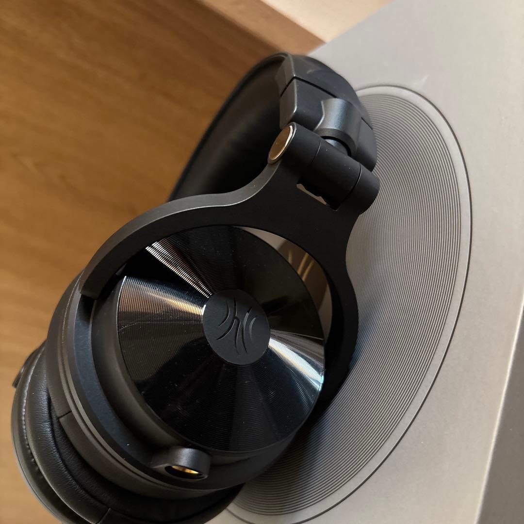 【美品】ワイヤレスヘッドホン OneOdio Studio Max 1