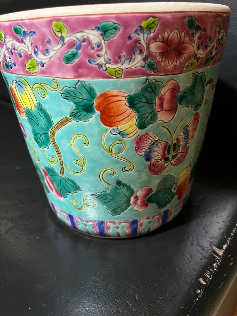 ちゃむです 伊万里手あぶり火鉢、手あぶり火鉢、蝶と花火鉢、メダカ鉢、