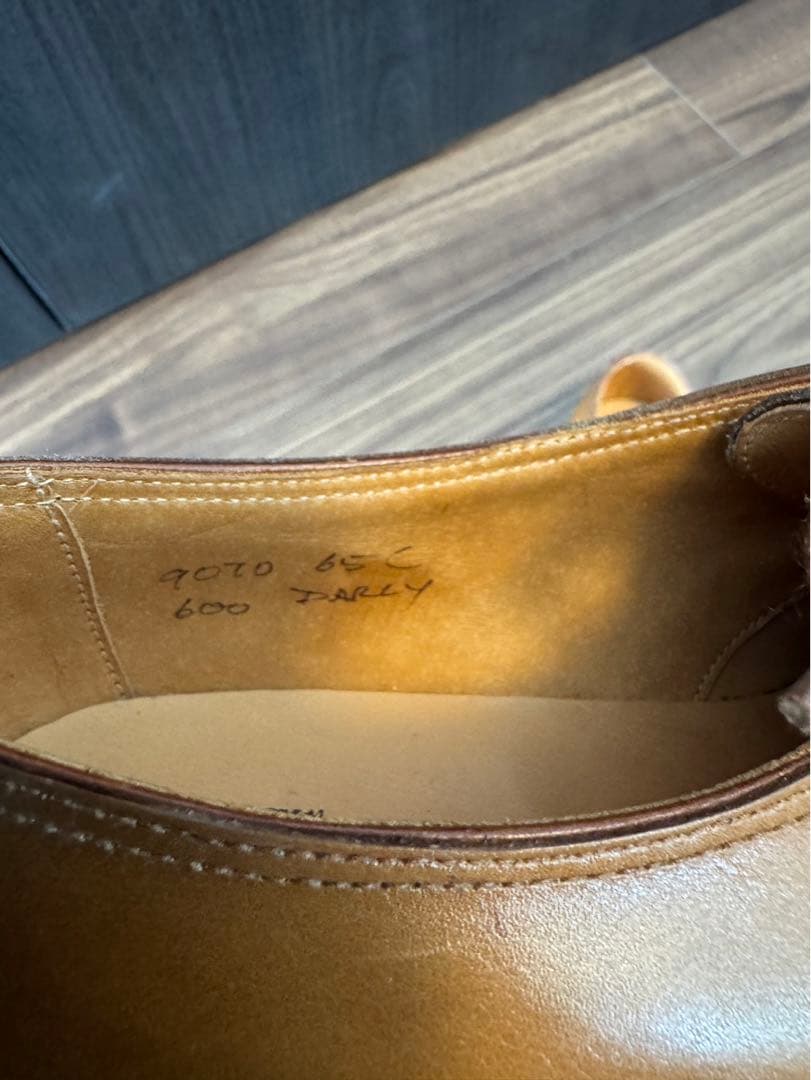 ジョンロブ　レディース