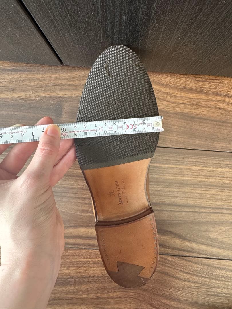 ジョンロブ　レディース