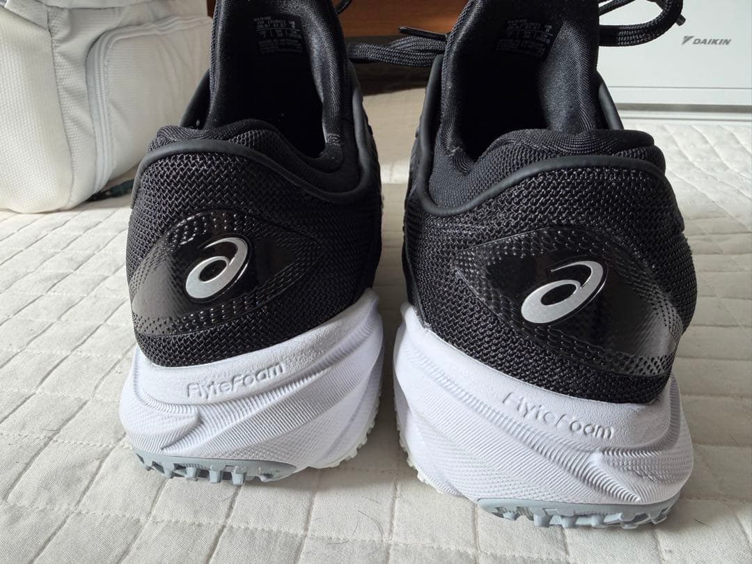 え*ん様 新品 ASICS テニスシューズ オムニクレー 26cm Court