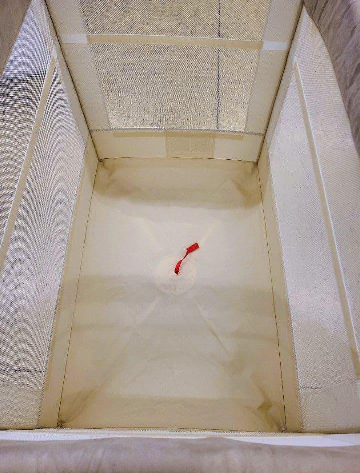 送料込Apricaココネルエアープラス24カ月以内乳幼児1人用折りたたみ式ベッド