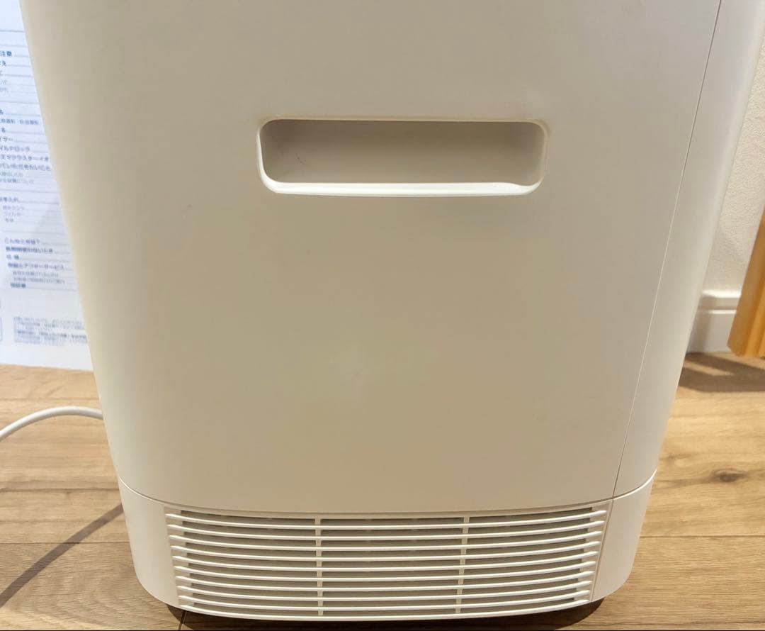 【美品】2022年製　SHARP CV-P60 プラズマクラスター除湿機