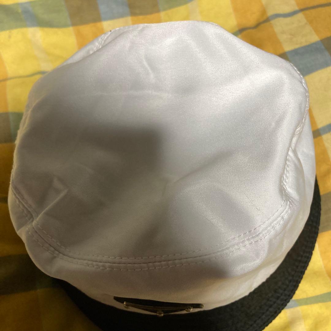 PRADA・キャップ・白・レディース、