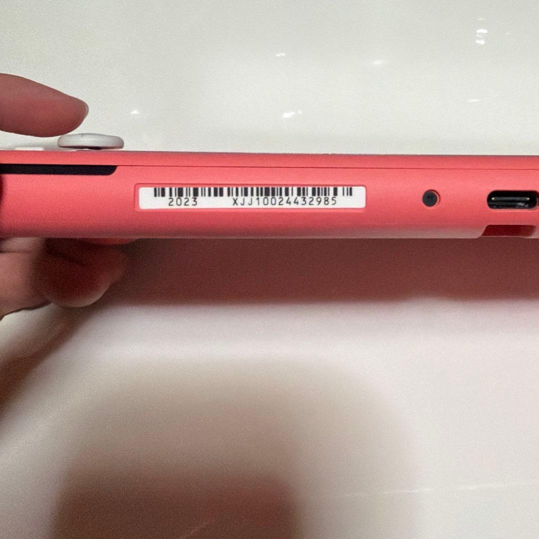 Nintendo Switch Light あつまれどうぶつの森 しずえモデル