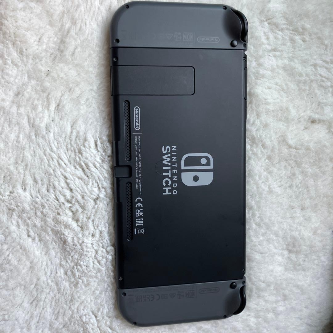 スイッチ本体 付属品全てあり　Nintendo Switch