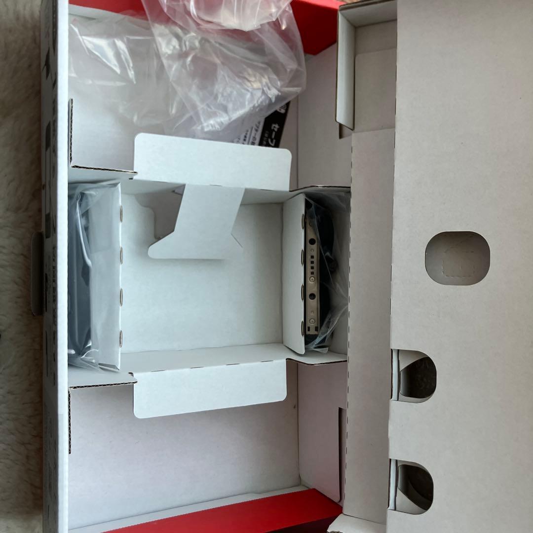 スイッチ本体 付属品全てあり　Nintendo Switch