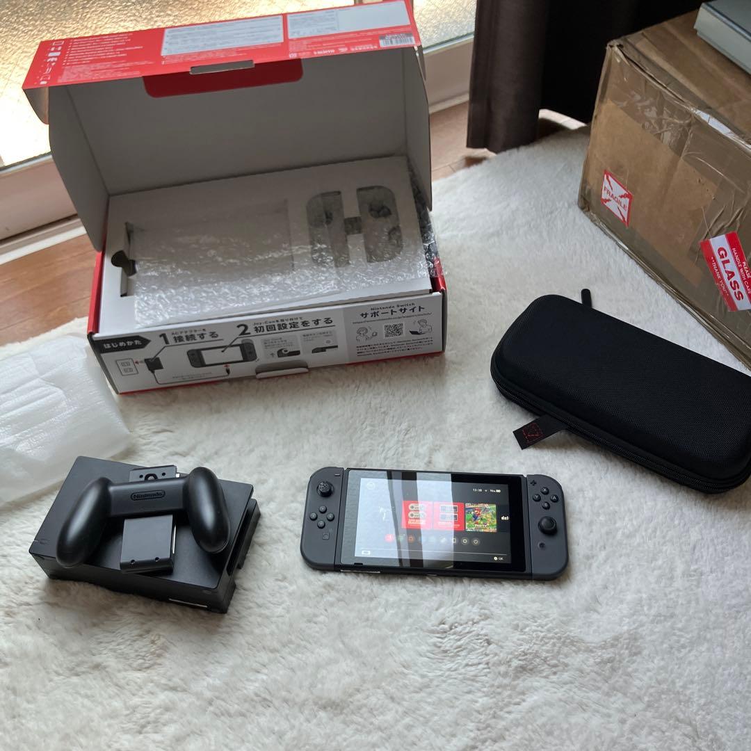 スイッチ本体 付属品全てあり　Nintendo Switch
